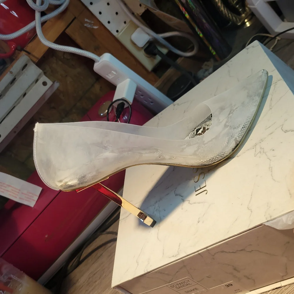 Jessica Rich NEW in Box Clear‎ Heel Pumps Size 39